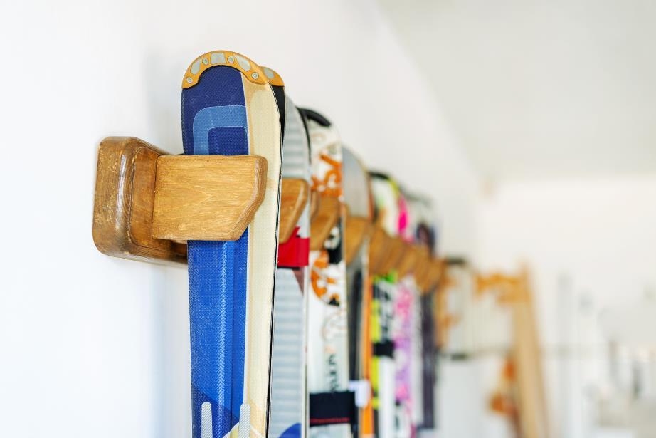 How to Store Snowboards and Skis for the Summer